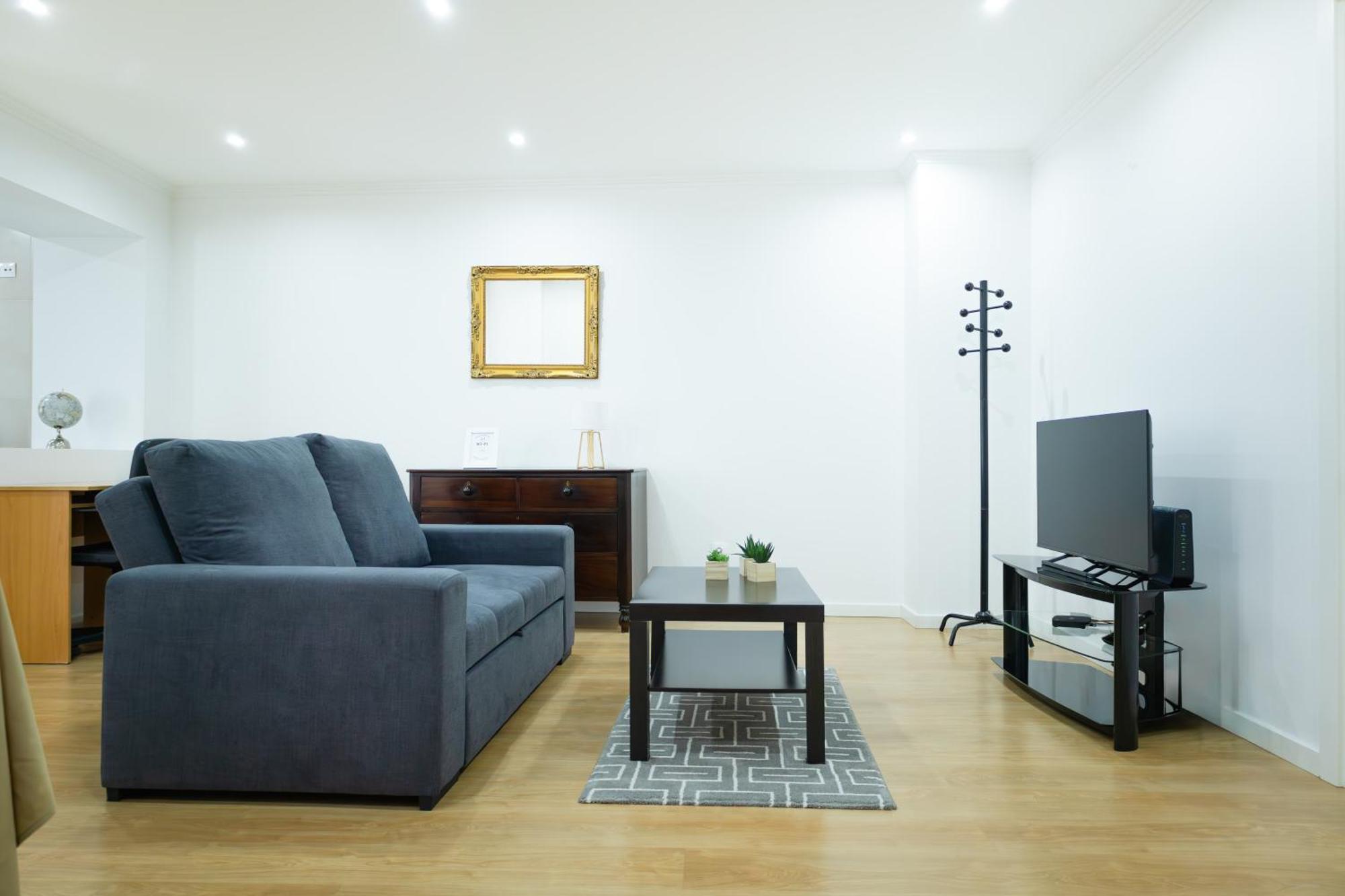 Avenida House 1 Hotel ปอนตาเดลกาดา ภายนอก รูปภาพ